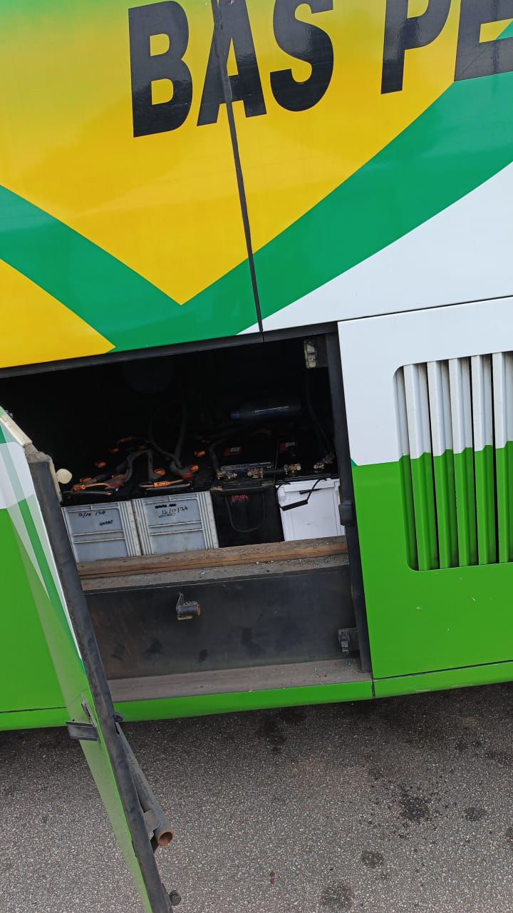 Bus battery service